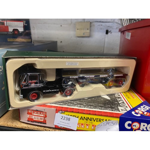 2238 - Corgi die cast toy Penny Post boxed tram: City of Bath Fire Engine; Land Rover and Shore porters Guy... 