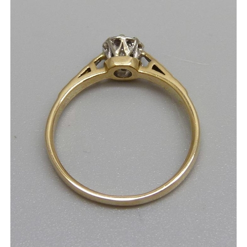 1009 - An 18ct gold, diamond solitaire ring, approximately 0.40ct diamond weight, 2.6g, O, in vintage box