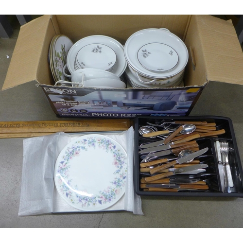 1072 - Assorted china including Aynsley and a quantity of Sanenwood flatware **PLEASE NOTE THIS LOT IS NOT ... 