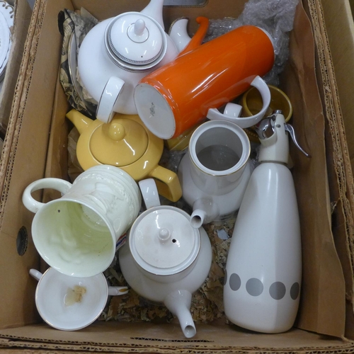 1073 - Three boxes of mixed china **PLEASE NOTE THIS LOT IS NOT ELIGIBLE FOR POSTING AND PACKING**