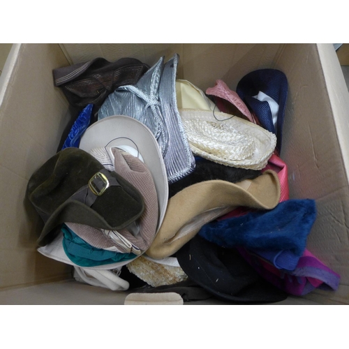 1075 - A large box of lady's vintage hats **PLEASE NOTE THIS LOT IS NOT ELIGIBLE FOR POSTING AND PACKING**