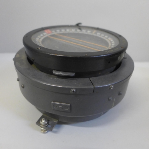 673 - A WWII Air Ministry P8 compass from Lancaster Bomber