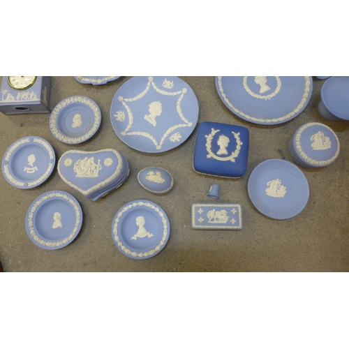 696 - Assorted Wedgwood Jasperware, plates and trinket boxes