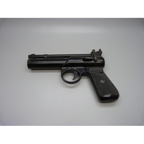 756 - A Webley Junior Mk II air pistol, .177 cal, boxed