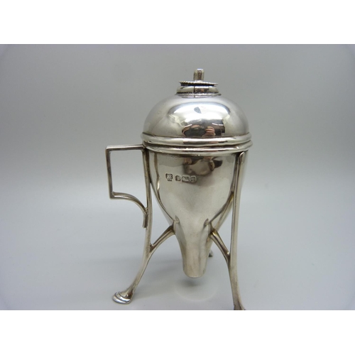 774 - A silver table cigar lighter, Sheffield 1909, 66g