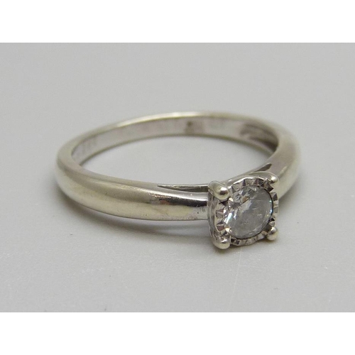 866 - A 9ct gold and diamond solitaire ring, 0.25carat weight, 2.3g, M