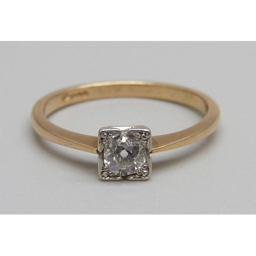 906 - An 18ct gold and diamond solitaire ring, set with an old cut diamond, approximately 0.4ct, 2.6g, Q