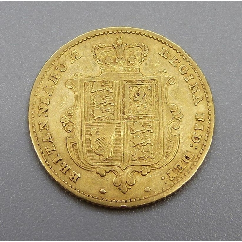 916 - A Victorian 1859 half sovereign with shield back