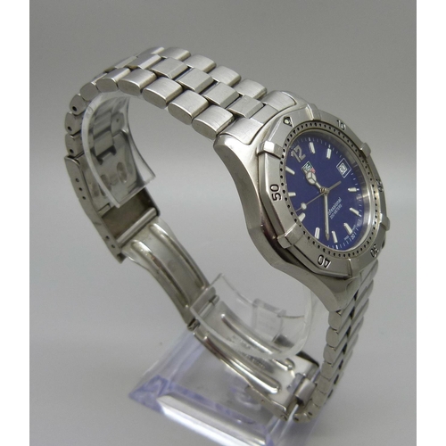 981 - A Tag Heuer professional 200m wristwatch