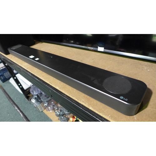 3026 - LG Soundbar wireless sub - Sl8Yg, with remote Original RRP £344.99 + vat             (281-341)   * T... 