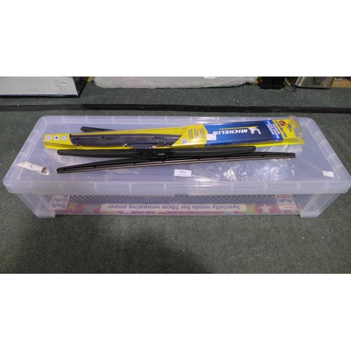 3036 - 3 Michelin Stealth wiper blades, wrapping paper and a Really Useful Wrap Box 22L (281-306,312)   * T... 