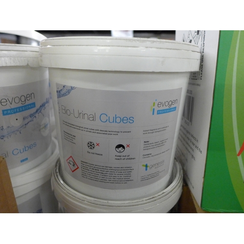 2140 - 2 Cases of bleaching powder and six tubs of bio urinal disinfectant cubes