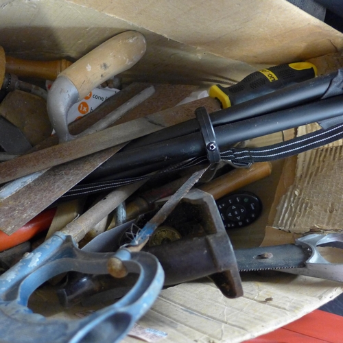 2211 - Box of approx 15 assorted tools inc. Stanley no. 4½ plane, extension lead, eclipse saw