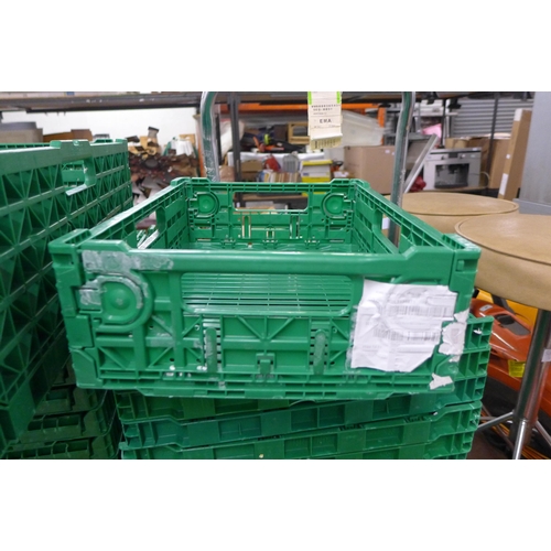 2368 - 10 x Green collapsible crates/boxes, 40 x 30cms