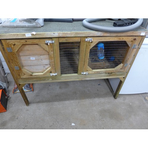 2329 - Rabbit hutch, approx. 4ft x 3ft x 18