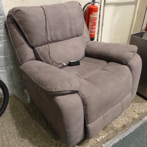 3398 - Reclining electric armchair (280-815)  * This lot is subject to vat