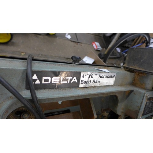 2193 - Delta 4