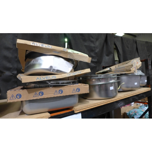 3214 - Large Quantity of Misc. Sinks (373-25,67,174)(371-53,54,112) * This lot is subject to vat