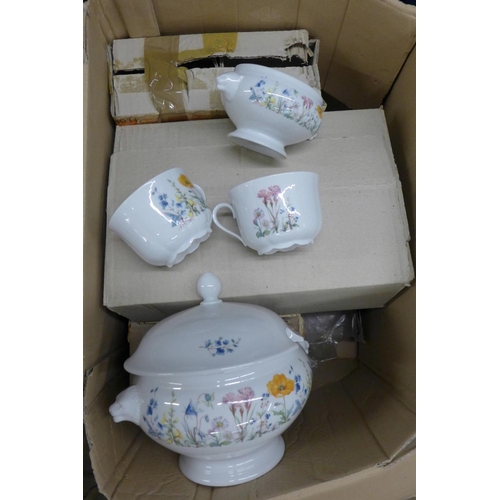 1151 - A box of Seltmann Weiden dinner wares and Duchess China teawares **PLEASE NOTE THIS LOT IS NOT ELIGI... 