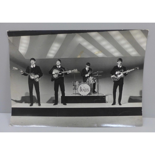 640 - The Beatles original press photograph for ABC Television dated 1963 with cutting