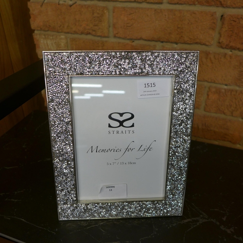 1371 - A silver photograph frame, 5