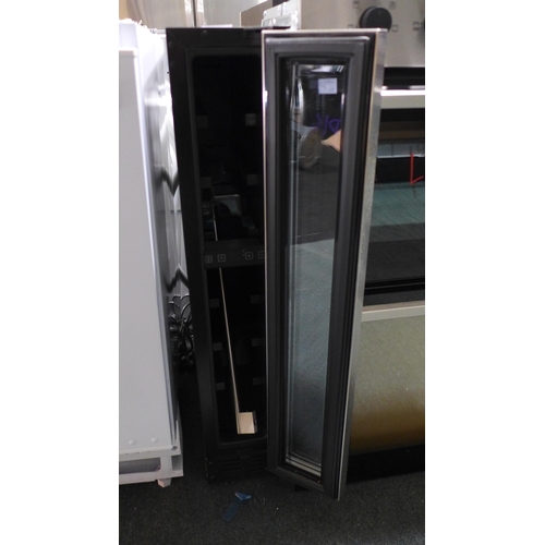 3033 - CDA Under Counter Wine Cooler - Model fWC153SS Ap.fR.CDA.180 (P16) * this lot is subject to VAT