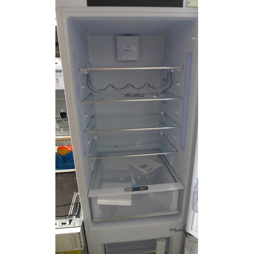 3103 - CDA integrated fridge freezer - Model FW227 - Ap.ff.CDA.170 (P21) * this lot is subject to VAT