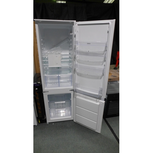 3132 - Zanussi Fridge Freezer - Model ZNLN18FS1 Ap.ff.Zan.127 (P15) * this lot is subject to VAT