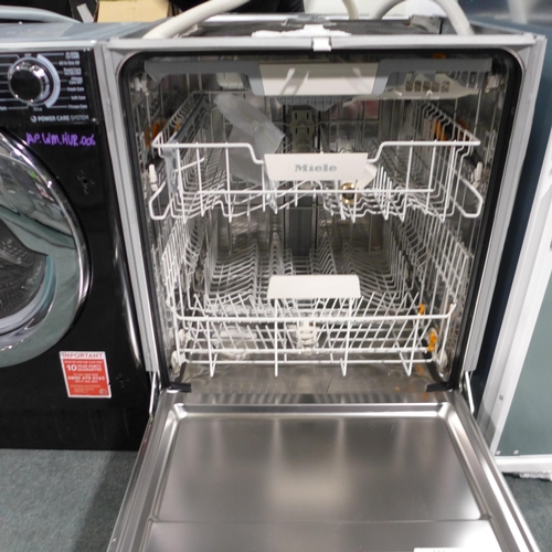 3136 - Miele Integrated Dishwasher (Model None) - No Code (P7) * this lot is subject to VAT