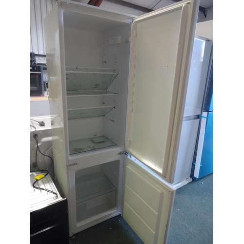 3169 - Zanussi 60/40 Integrated Fridge Freezer - Model ZNLN18f51 AP.ff.Zan.127 (P22) * this lot is subject ... 