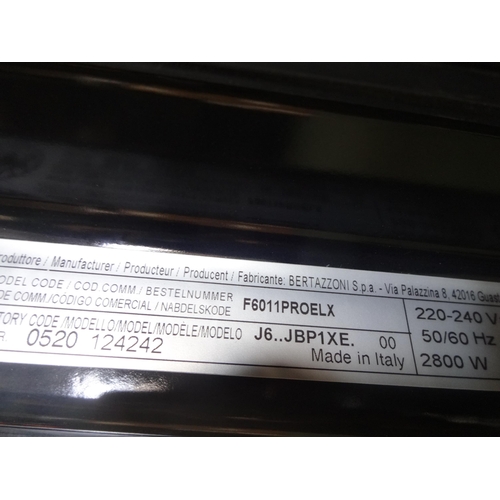 3177 - Bertazzoni Single Oven - Model f6011PROELX AP.OS.BTZ.002 (P11) * this lot is subject to VAT