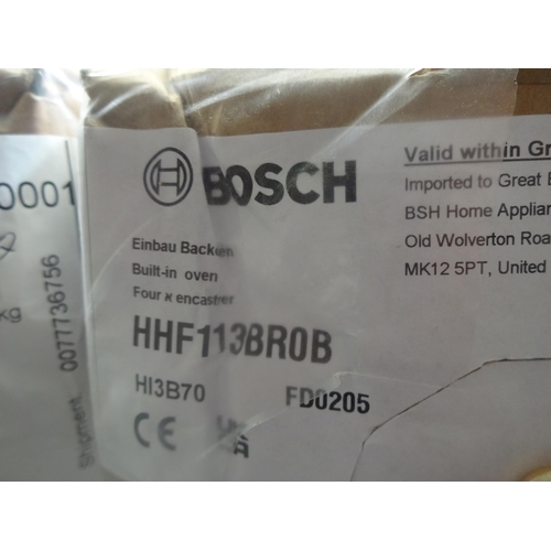 3196 - Bosch Single Oven -Broken/Damaged Door - Model HHf113BROB.Ap.05.BSC.355 (P18) * this lot is subject ... 