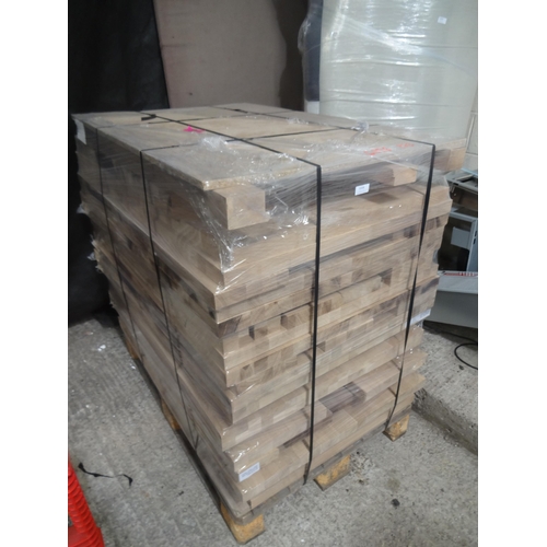 3206 - Pallet of solid oak Mixed off-cuts  * This lot is subject to vat