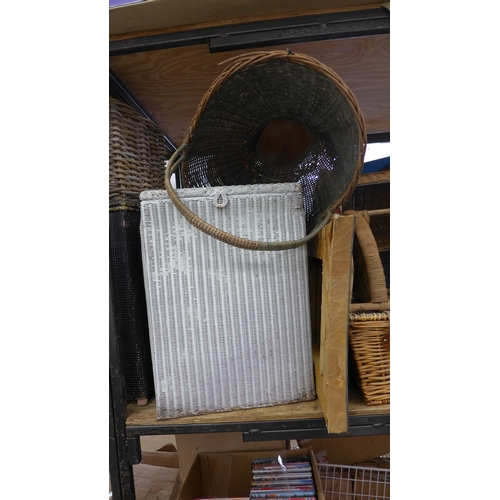 2081 - Hunter brand wicker picnic basket with cutlery and some crockery plus cot, 2 laundry baskets, wicker... 