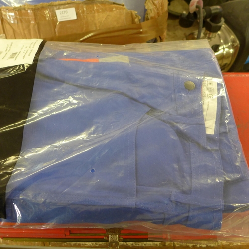 2170 - Approx 15 pairs blue work trousers size 34 & 36, unused