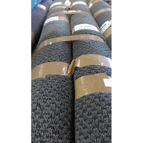 2202 - 2 Heavy duty grey dogtooth rubber back barrier mats, approx. 9ft 8