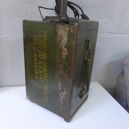 1424 - A militaria inspired table lamp - MD8564 * this lot is subject to VAT