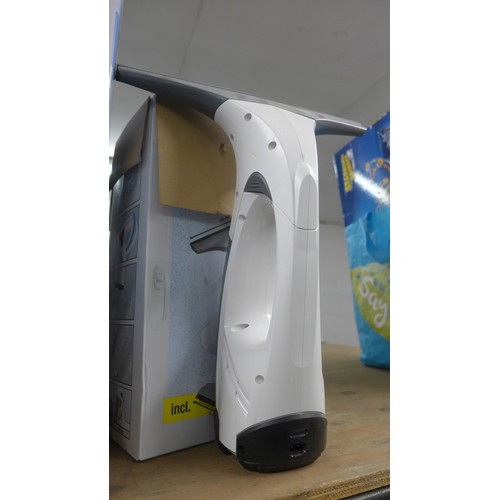 2148 - Scholl Peak Spa Centre, Karcher window cleaner & food processor