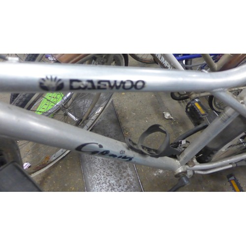 2188 - Daewoo Genius MTB/bike/bicycle