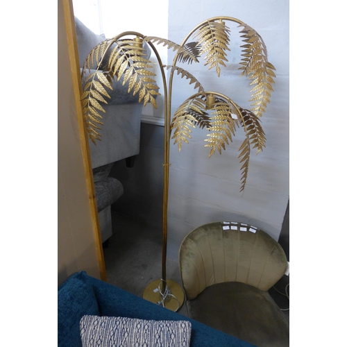 1357 - A gold floor standing palm tree lamp