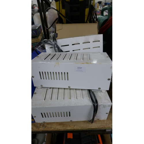 2186 - 6 lighting ballast units