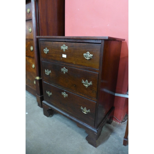 34 - A George II mahogany chest of drawers