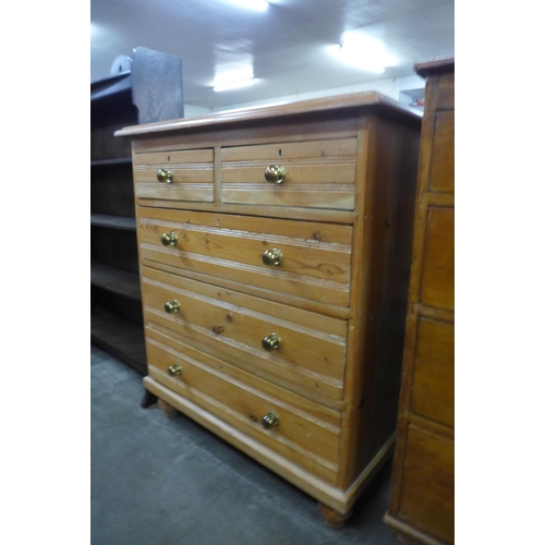 94 - A Victorian pine chest of drawers