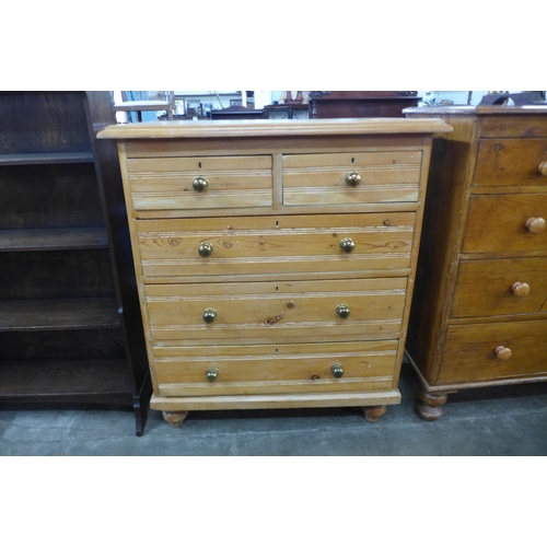 94 - A Victorian pine chest of drawers