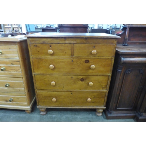 95 - A Victorian pine chest of drawers