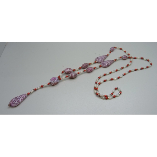 1064 - Max Neiger Czech glass necklace