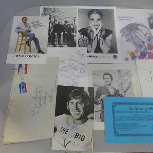 632 - Pop music autographs including Robin Gibb (Bee Gees), Alicia Keys, Sandie Shaw and Neil Sedaka, etc.