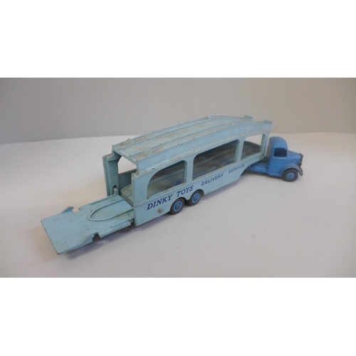 644 - A Dinky Toys 982 Pullmore car transporter