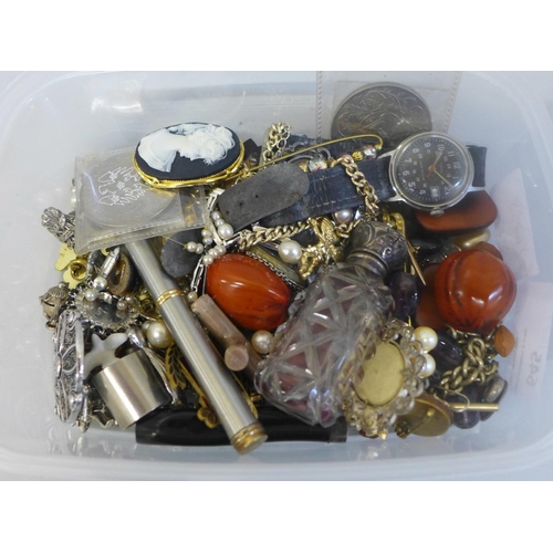 645 - A collection of costume jewellery, etc.