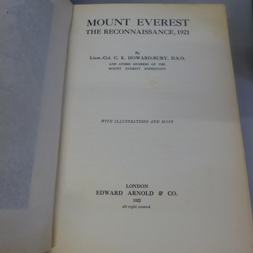 712A - Three volumes, Mount Everest The Reconnaissance 1921 (Arnold), The Fight For Everest 1924 (Arnold), ... 